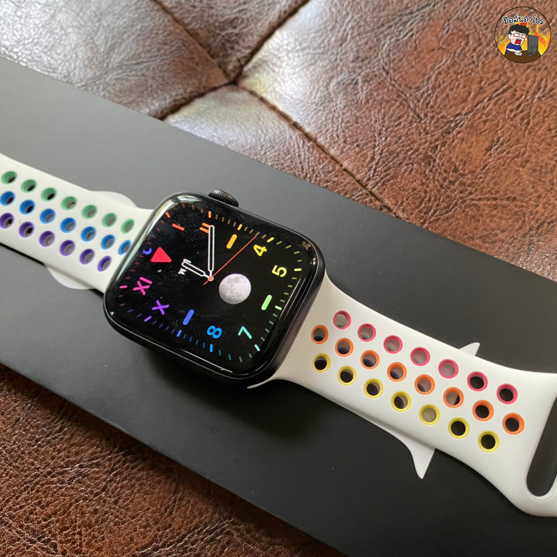 apple watch nike pride