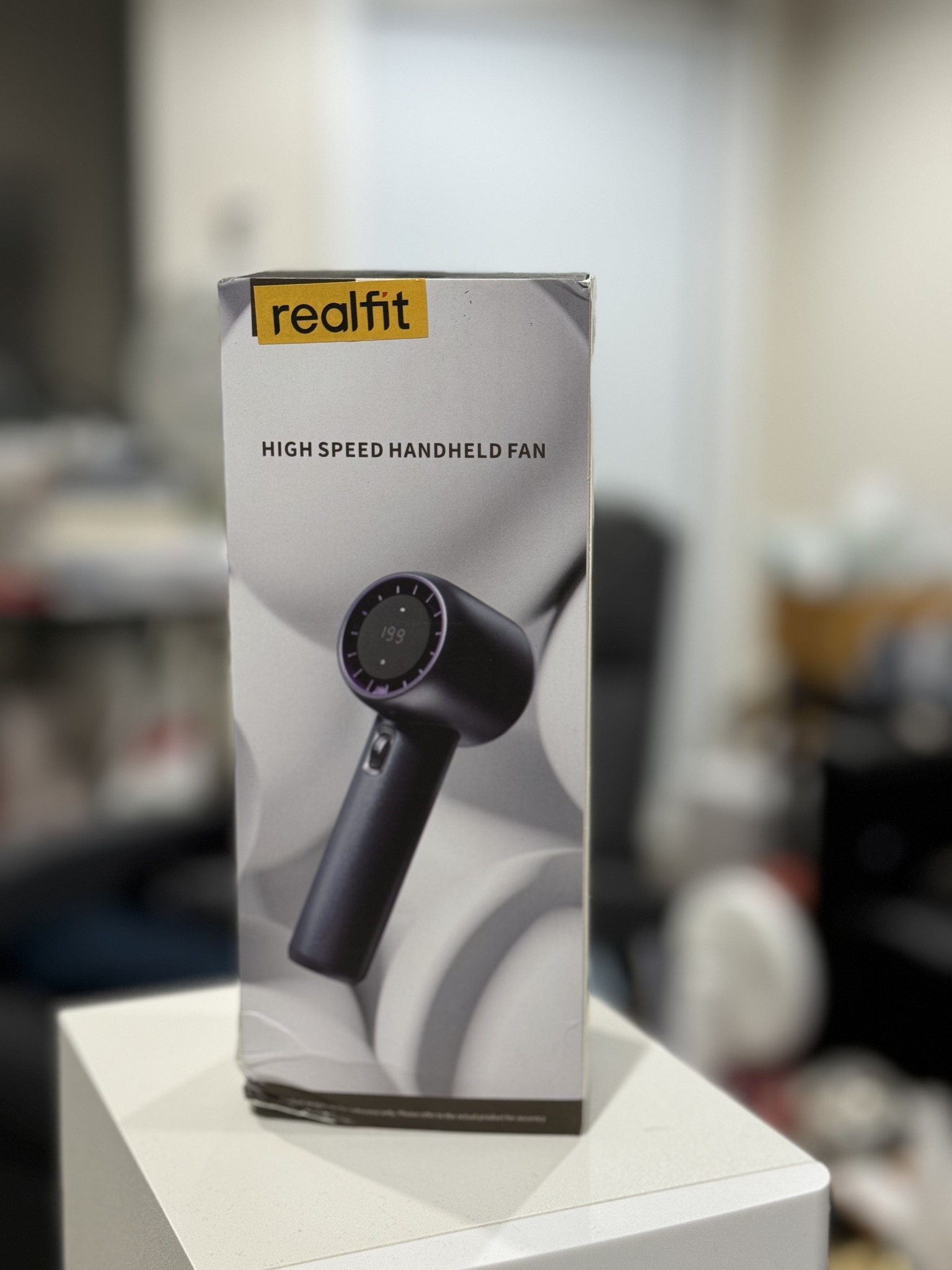 [รีวิว] ของมันต้องมี พัดลมพกพาจาก Realfit GF02 น้ำหนักเบา แบตอึด สีสัน ...